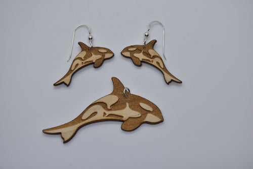 Mother Orca Tahlequah J-35 Natural with Sterling Silver Pendant & Earrings